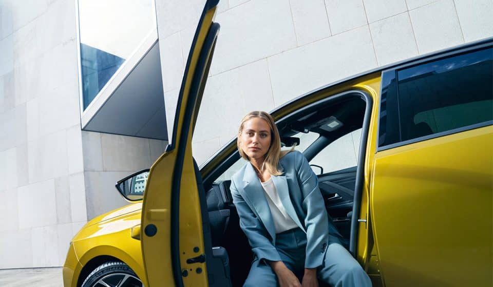 El nuevo Opel Astra te acompaña a los planes más originales y apetecibles del verano