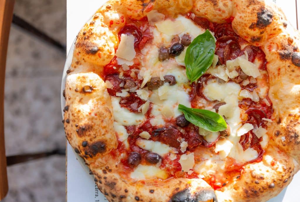 Una pizzería madrileña recibe un premio a la 12º mejor pizza del mundo