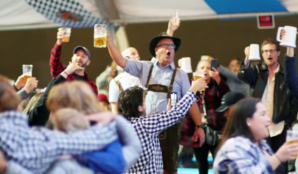 ¿Preparado para celebrar la cerveza? Se abren las puertas de Oktoberfest en Autocine Madrid