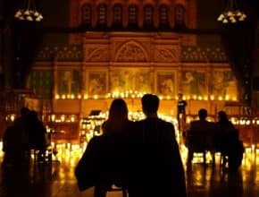 Candlelight propone una cita de San Valentín a la luz de las velas con las canciones más románticas