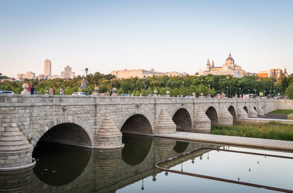 Puente de Segovia en Madrid