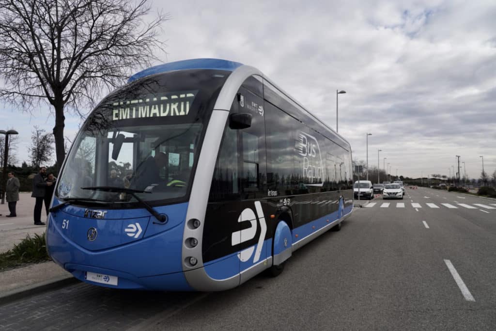 ¿Por qué los nuevos autobuses rápidos de cero emisiones no tendrán retrovisores?
