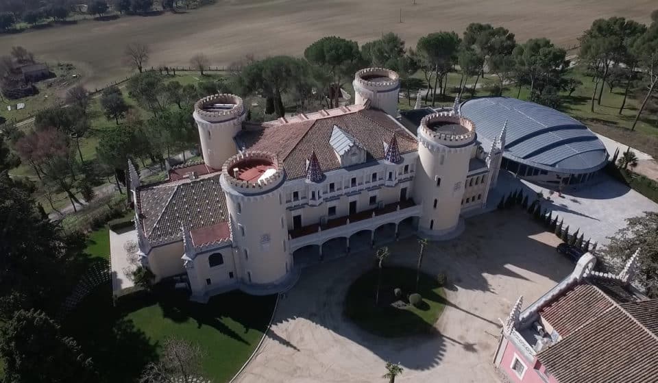 El Castillo de Viñuelas, la joya del siglo XVIII que ahora puedes visitar a pocos kilómetros de Madrid
