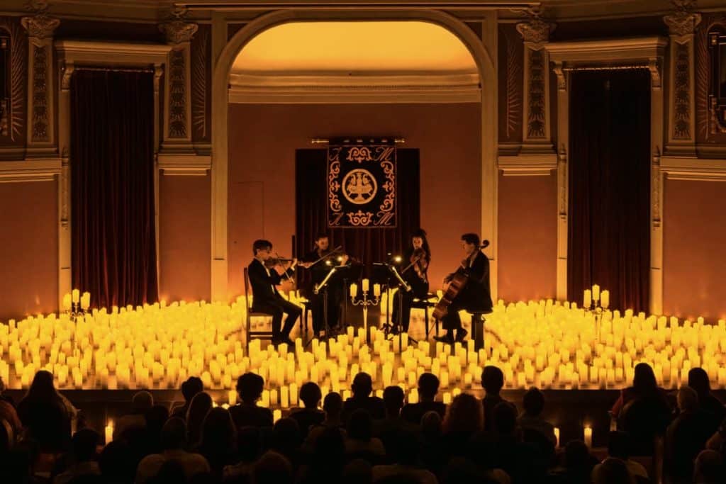 Un cuarteto de cuerda interpretará ‘Wonderwall’ y otros éxitos de Oasis en un nuevo tributo Candlelight