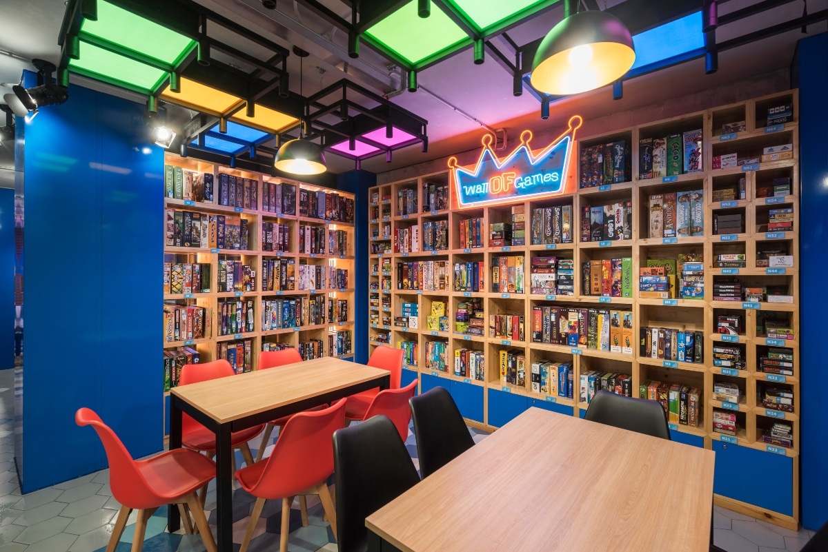Six board Game Cafe