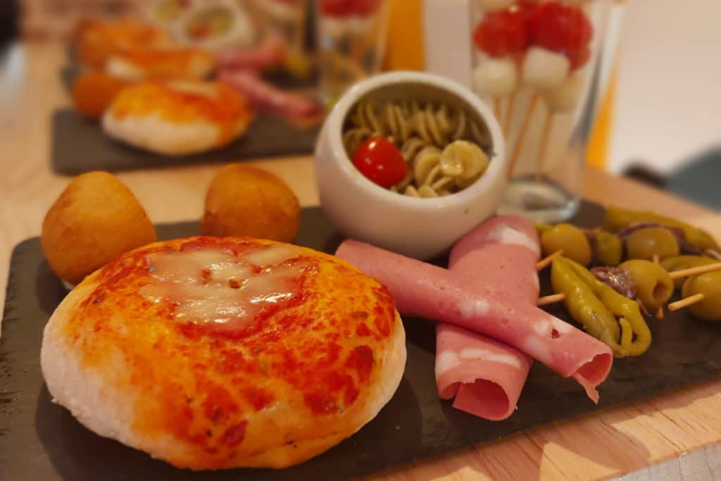 Malasaña tiene un bar con buffet libre de tapas italianas por menos de 10€